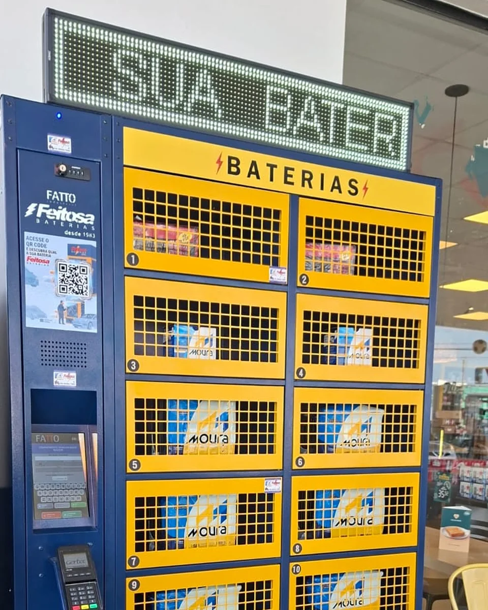 Armário de autoatendimento 24h da Feitosa Baterias
